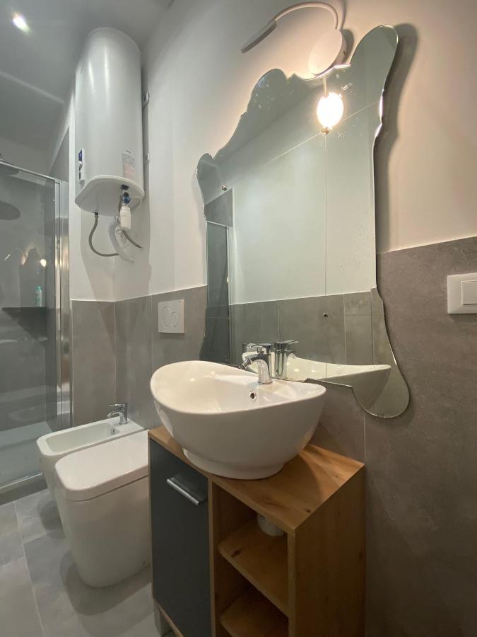 Happy Family Apartments Lavagna Genua Exterior foto